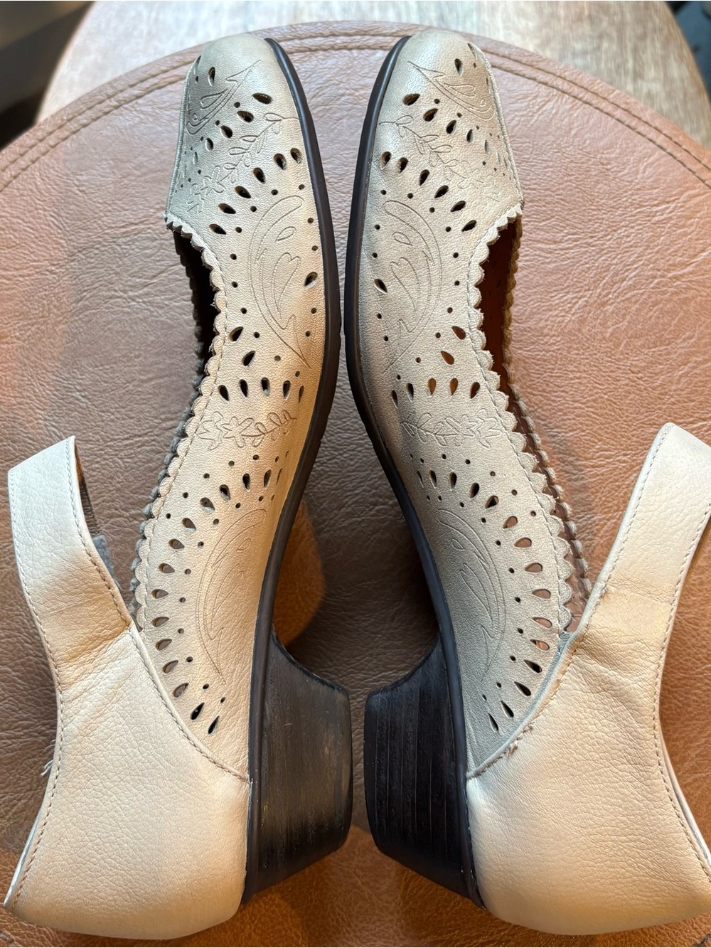 Taos Mary Jane Laser-cut Leather Shoes - Picture 4 of 7